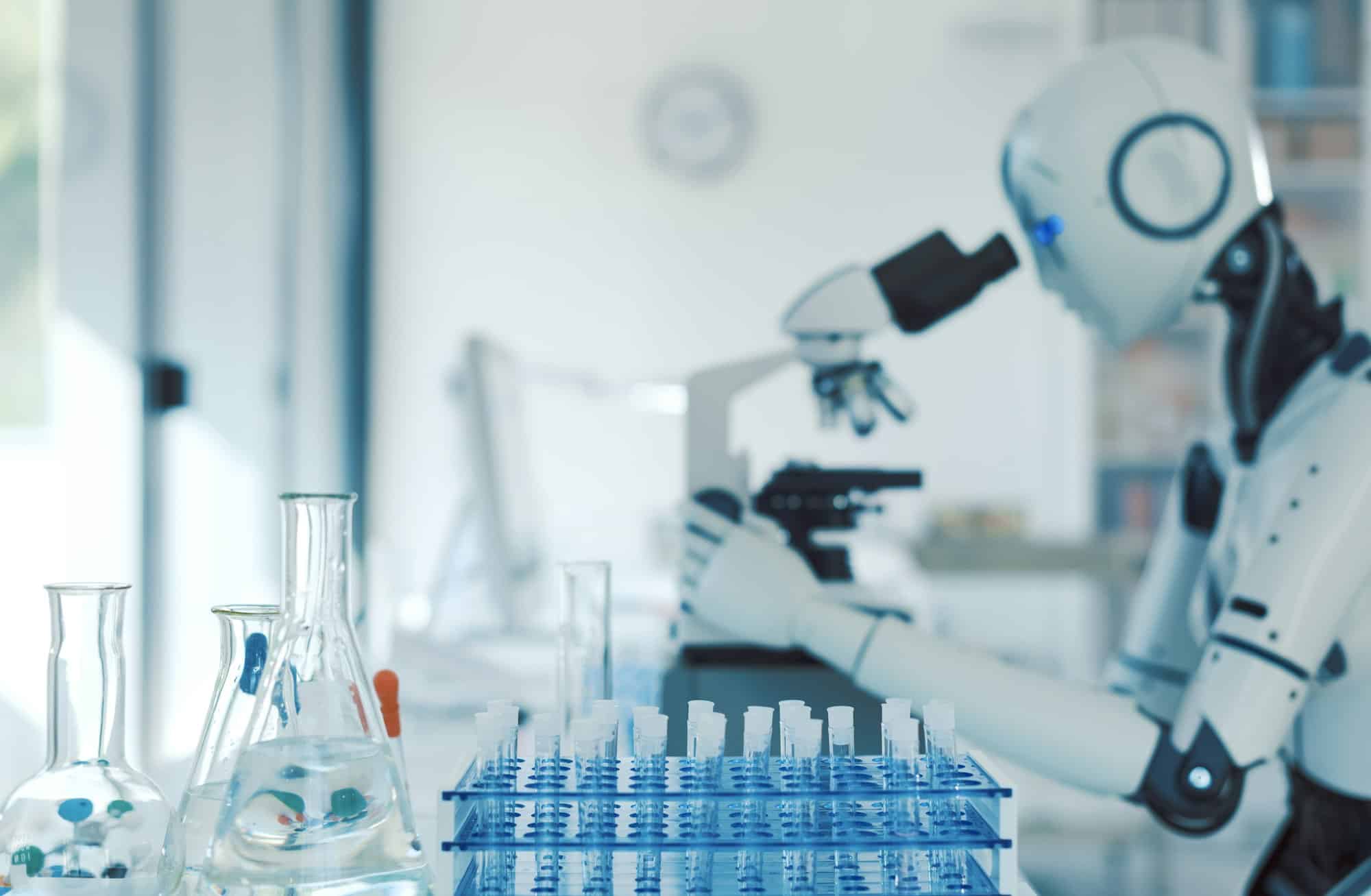Künstliche Intelligenz in der Zahnmedizin 2 KI in der Zahnmedizin: AI-Roboter bei der Arbeit im Labor